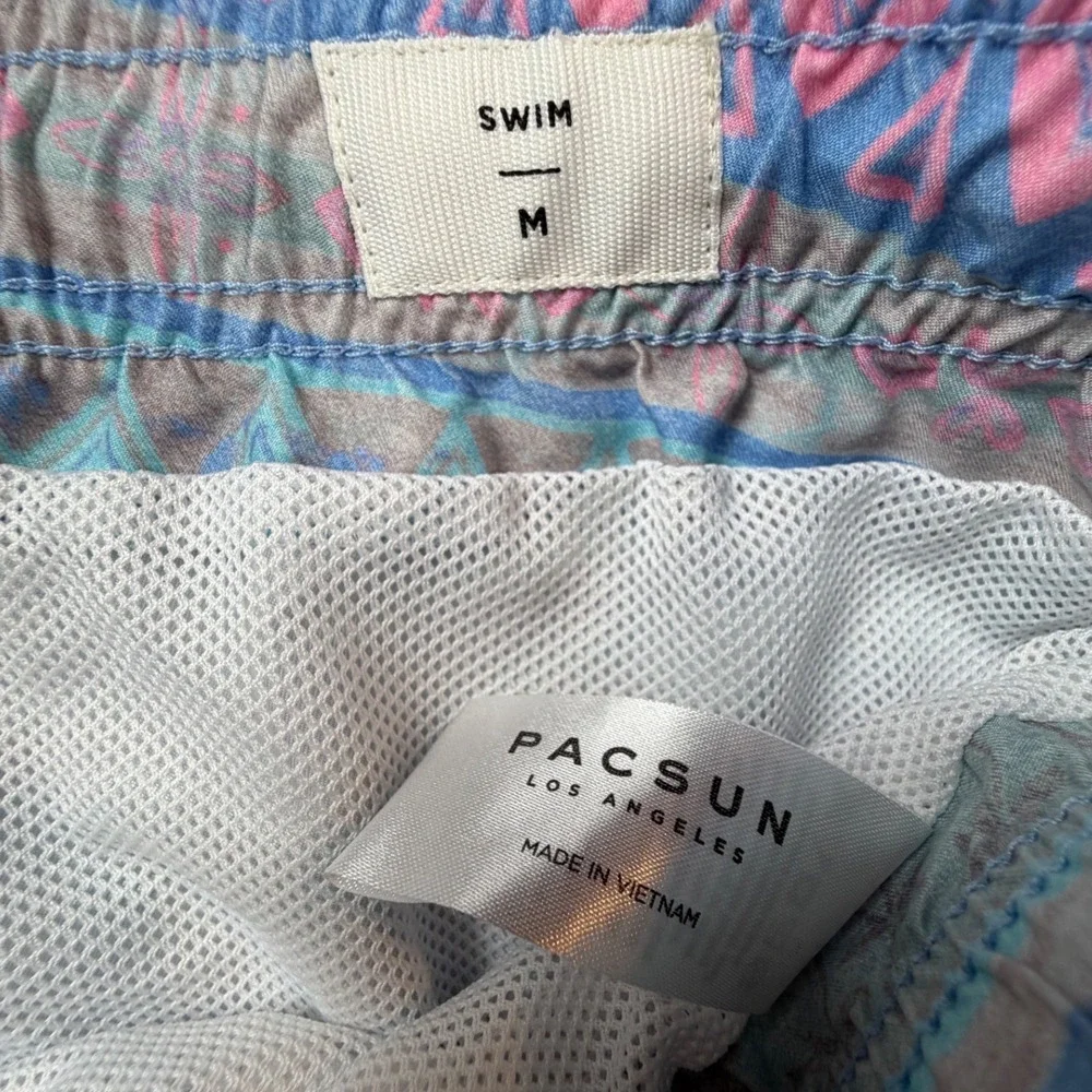 PacSun Mens Swim Trunks Blue Pink Tribal Geometric Palm Tree Board Shorts Size M